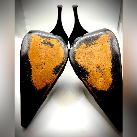 Beautiful Stuart Weitzman Formal Evening Pumps, Black, with Crystals & Lace, 7M - Picture 5 of 9